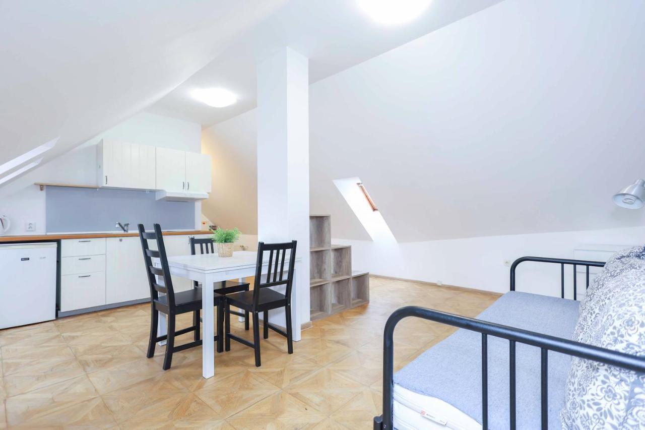 Beethoven Apartments Μπρατισλάβα Εξωτερικό φωτογραφία